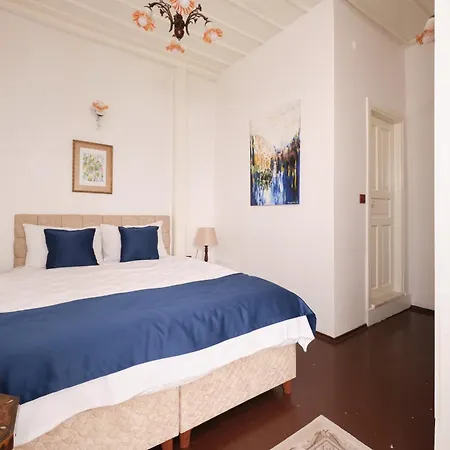 Papazin Konagi Ayvalik